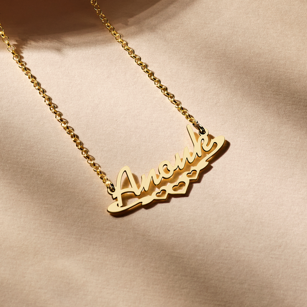 Gold name necklace, model Anouk