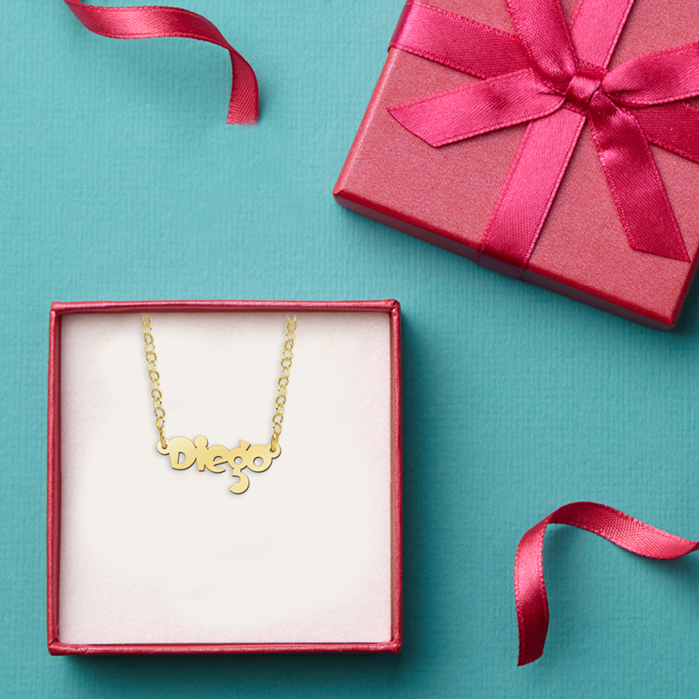 Gold child’s name necklace, model Diego